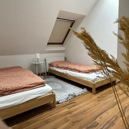 7-24 Self-Check-In - 120Qm - 5 Rooms - 2 Bathrooms - Kitchen - Free Parking - Yihapartment 汉诺威 外观 照片